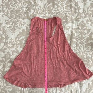 Lululemon crop tank size 4